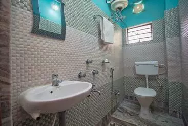 Hotel Super Capital O Priyanshu