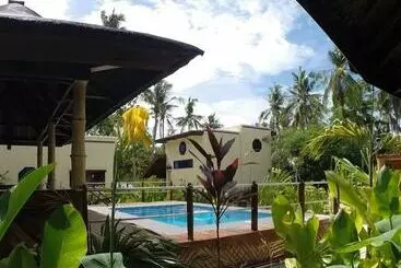هتل Sunset Bay Villas Siargao