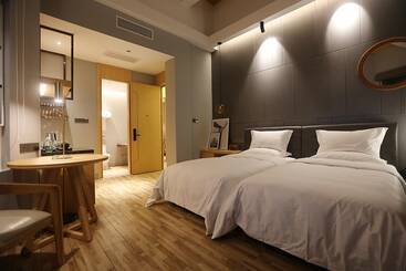 דירות לתיירים X Times Lakeside