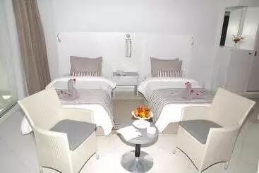 ホテル Djerba Plaza Thalasso & Spa