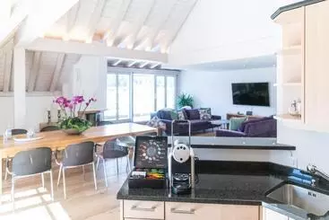 Отель Lenzerhorn