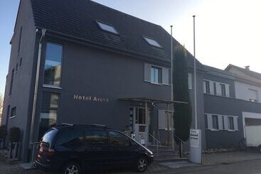 Otel Arina