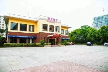 هتل Shanghai Teeinn