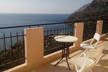 شقق خاصة سياحية Kleio Studios