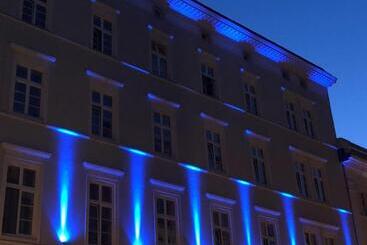 هتل آپارتمان Joyinn Apart