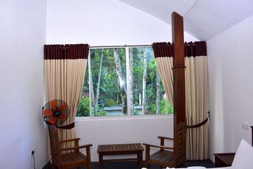 Отель Ella, Nine Arch Holiday Resort