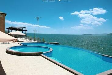 ホテル Sevan Resort, Sevan Up Inn