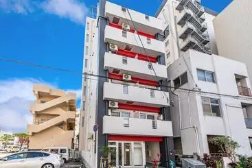 Apartament N's Portside Tomari