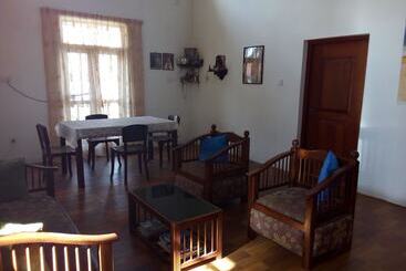 بنسيون Daisy Villa