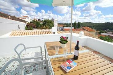 کلبه Casa Margarida Azul