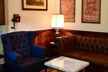 Central Hotel Boutique