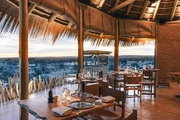 هتل Zannier Omaanda