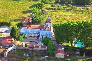 هتل Quinta De Coalhos Th