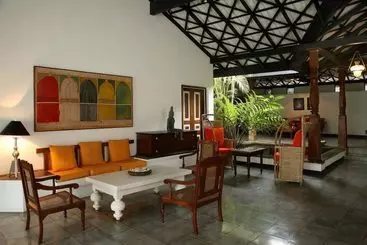 Ferienwohnungen Tikiri Villa