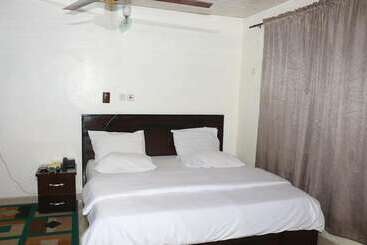 Elmariz Kitchen Motel