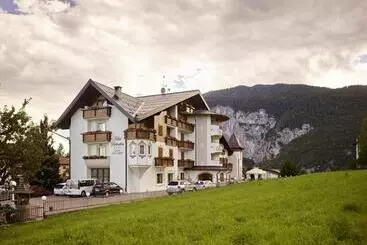 Hotelli Belvedere Srl