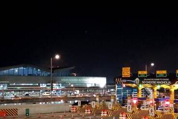 آپارتمانهای توریستها Condo Airport Naia Terminal 3 One Palm Tree Villas