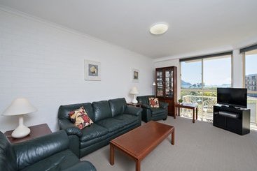 דירות לתיירים Seaspray 1 4 Intrepid Close Large Unit Only 50 Mtrs To The Waters Edge