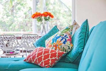 Hotell Pajaro De Fuego, Chelsea S Luxury Units