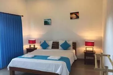 ユースホステル Surfer S Beach House