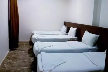 ホテル Manarat Al Eman