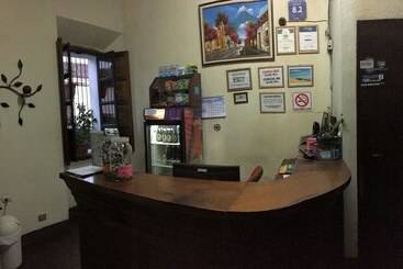 هاستل Hostal Antigua