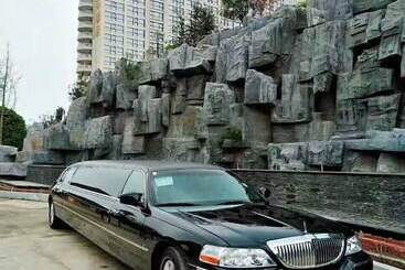 Otel Laibor International