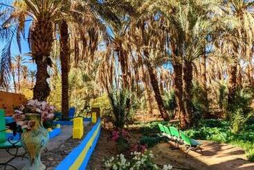 پانسیون Riad Tagmadarte Ferme D Hôte