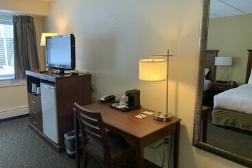 酒店 Nichols Inn & Suites