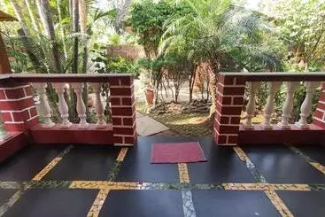 Hotel Shawnels Beach Resort