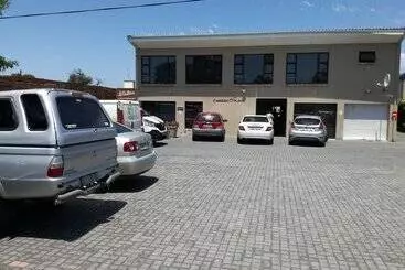 Majatalo Cherry Place Guesthouse