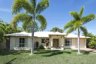 관광객 아파트 Island Dreams