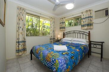 관광객 아파트 Island Dreams