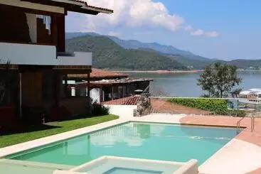 Hotel Puesta Del Sol