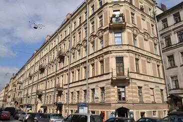 هتل Pushkinskaya10 Pension