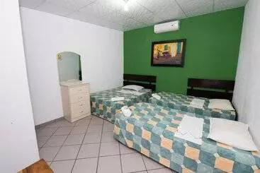 هتل Papaya Lodge