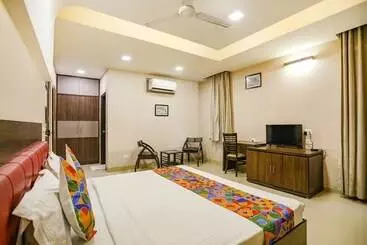 Fabhotel Grand Olive