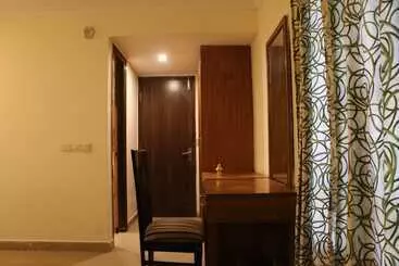 Hotel Golden Inn