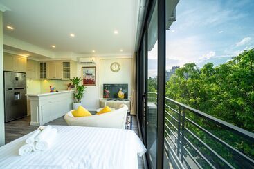 Aparthotel Nice House