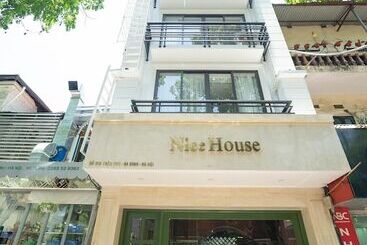 Aparthotel Nice House