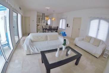 آپارتمان‌های توریست‌ها Villa Solares