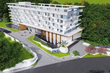 Hotel Holiday Inn Express E Mei Qiliping By Ihg