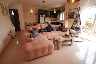 شقق خاصة سياحية Villa Kyriaki Summer Resort