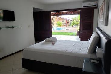 ペンション Kiwi Pousada & Lounge