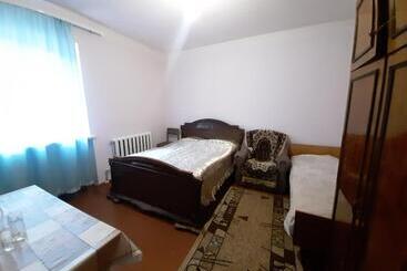 پانسیون Ani Guest House