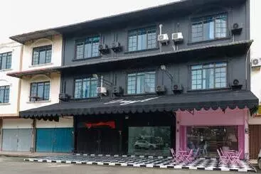 Pensionat Reddoorz Plus Near Batam City Square