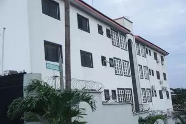Goddis Apartments