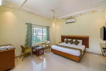 Hotelli Shubh Lotus Park