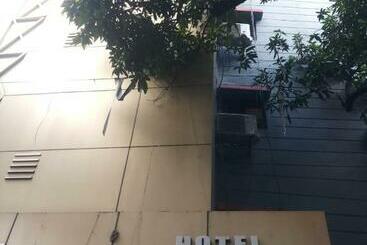 Отель Rayan Inn