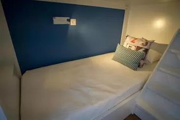 Zigzag Hostel